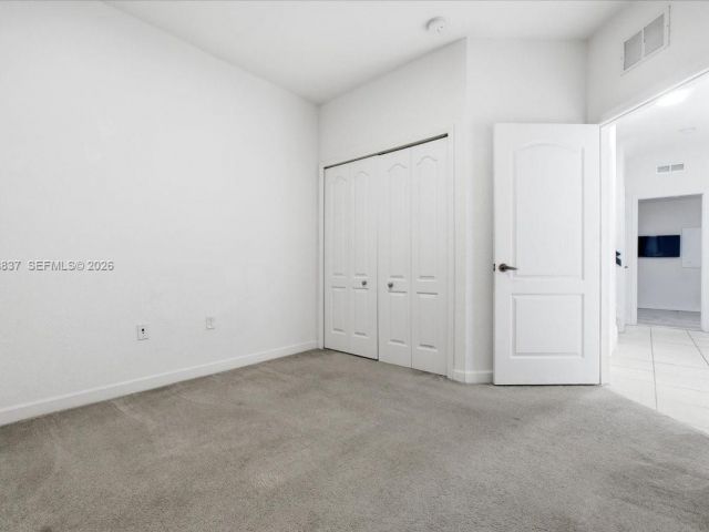 4-bedroom home for sale in Doral - 8730 NW 110th Ave - MondialRealty