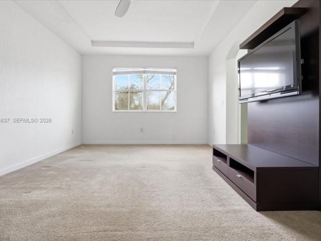 4-bedroom home for sale in Doral - 8730 NW 110th Ave - MondialRealty