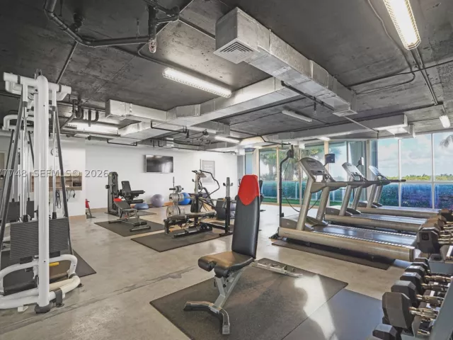 3-bedroom condo for sale in Sunny Isles Beach - 16485 Collins Ave 738 - MondialRealty