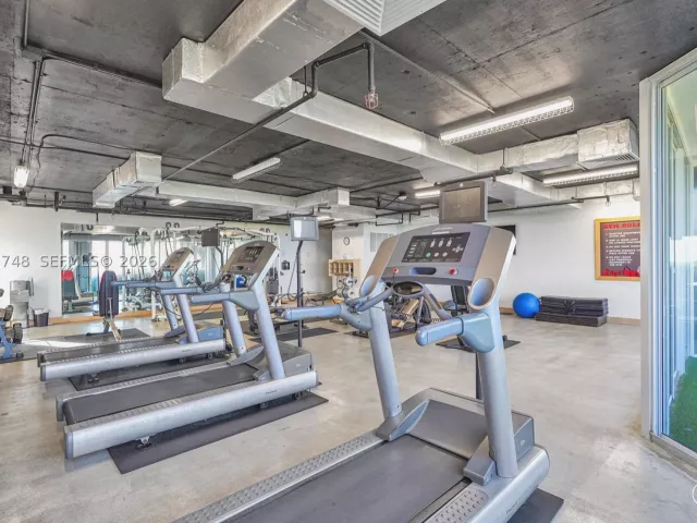 3-bedroom condo for sale in Sunny Isles Beach - 16485 Collins Ave 738 - MondialRealty