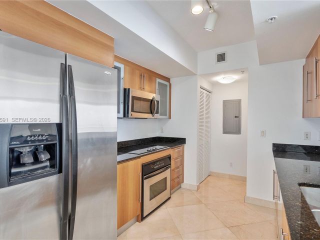 Apartment for sale  Unit #3721 - photo 7487176