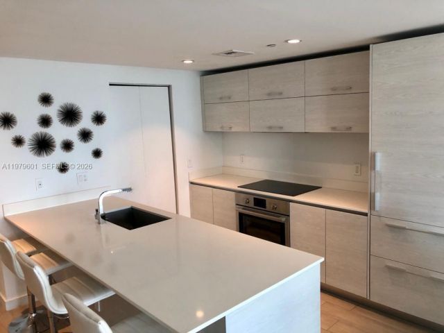 Apartment for sale  Unit #2704 - photo 7451789