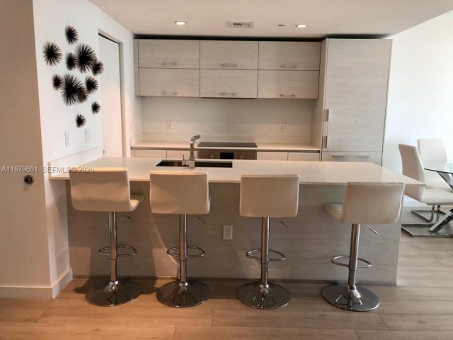 Apartment for sale  Unit #2704 - photo 7451791