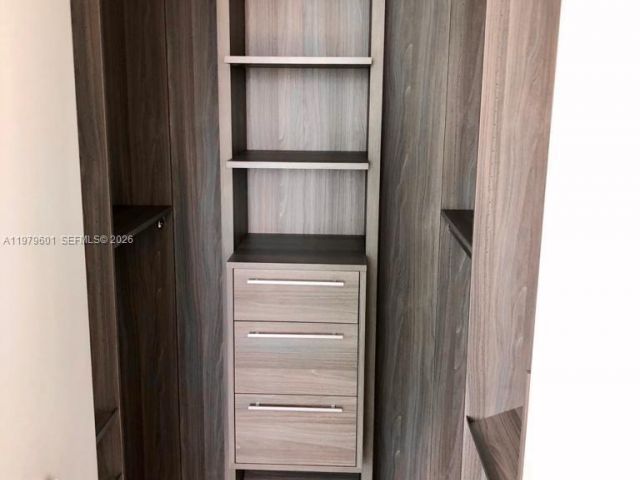 Apartment for sale  Unit #2704 - photo 7451794