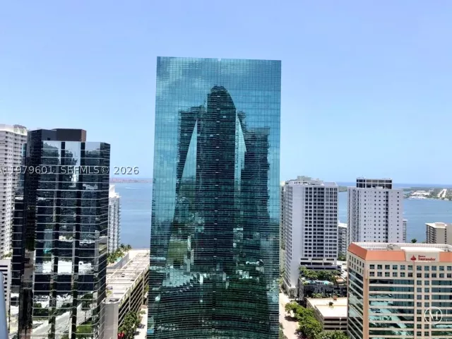 1-bedroom condo for sale in Miami - 1300 S Miami Ave 2704 - MondialRealty