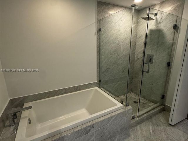 Apartment for rent  Unit #1906 - photo 7452566