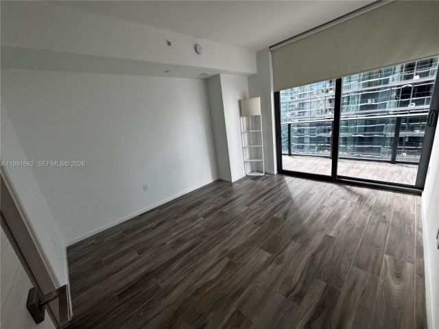 Apartment for rent  Unit #1906 - photo 7452569