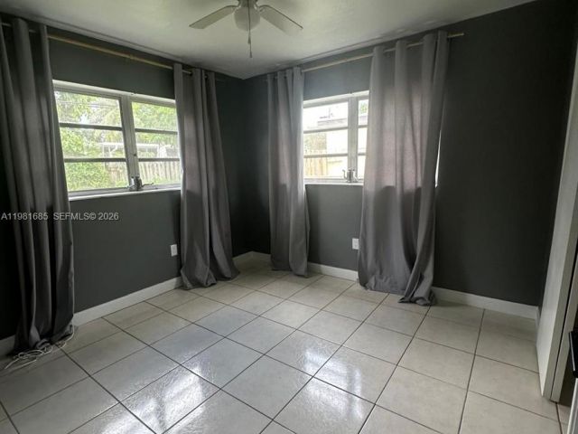 3-bedroom home for rent in Hollywood - 6443 Perry St 0 - MondialRealty