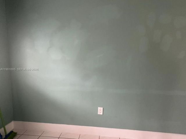 3-bedroom home for rent in Hollywood - 6443 Perry St 0 - MondialRealty