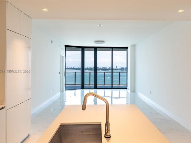 Apartment for rent  Unit #3603 - photo 7489151