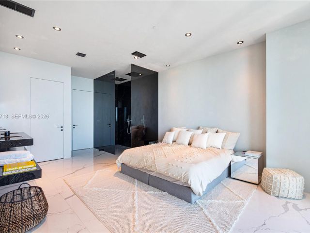 Apartment for rent  Unit #UPH5302 - photo 7494643