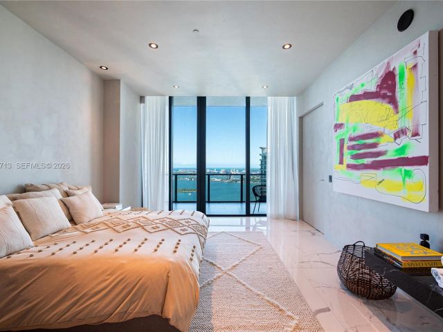 Apartment for rent  Unit #UPH5302 - photo 7494645