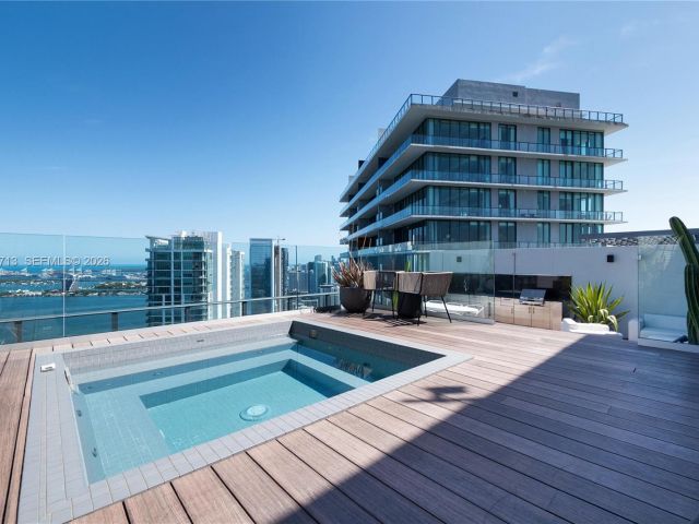 Apartment for rent  Unit #UPH5302 - photo 7494658