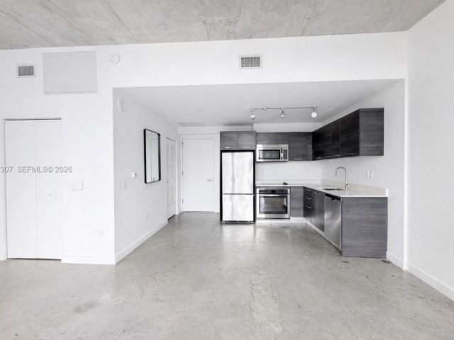 Apartment for rent  Unit #3007 - photo 7467768