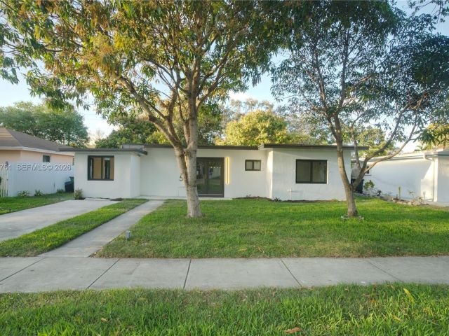 Home for sale at 315 NW 127th St - photo 7515162