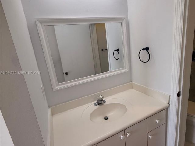 Home for rent at 764 SW 106th Ave 1909 - photo 7455125