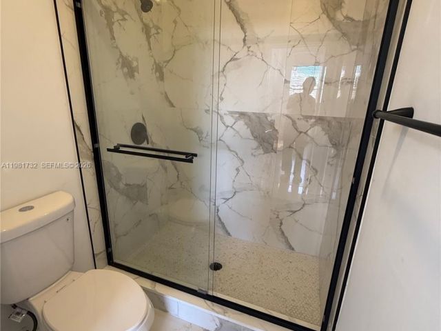 Home for rent at 764 SW 106th Ave 1909 - photo 7455126