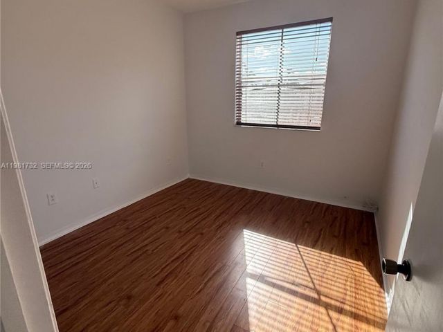 Home for rent at 764 SW 106th Ave 1909 - photo 7455127