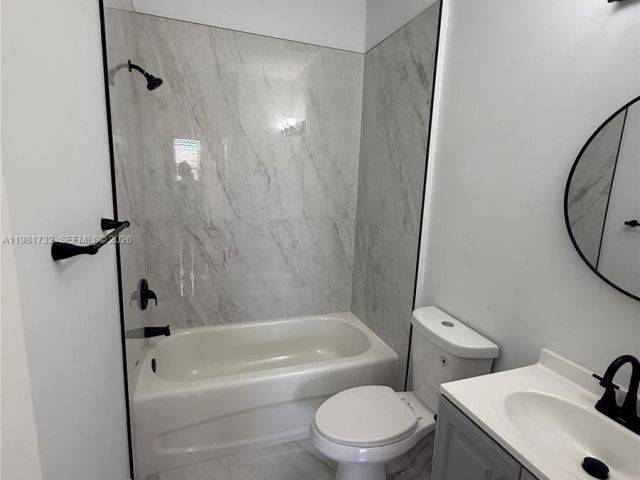 Home for rent at 764 SW 106th Ave 1909 - photo 7455130