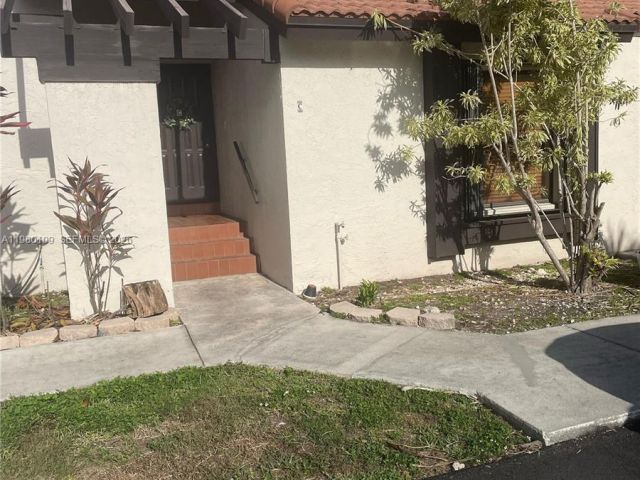 Home for sale at 15202 SW 46th Ln C-75 - photo 7518184