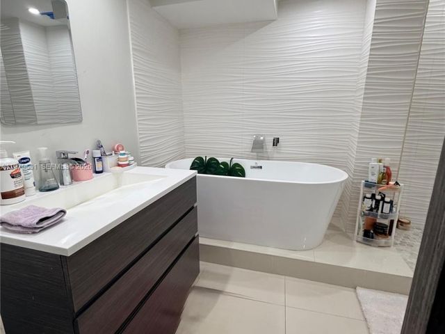 Apartment for rent  Unit #635 - photo 7503949