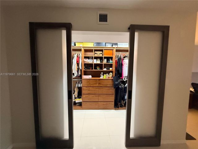 Apartment for rent  Unit #635 - photo 7503957