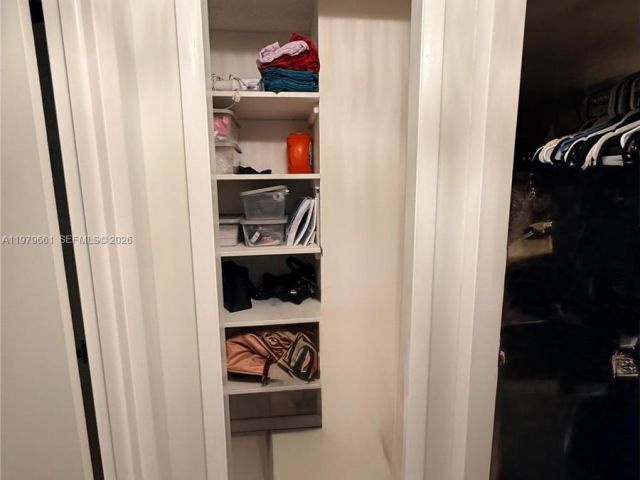 Apartment for rent  Unit #635 - photo 7503965