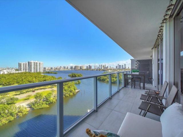 Apartment for rent  Unit #1104 - photo 7505241