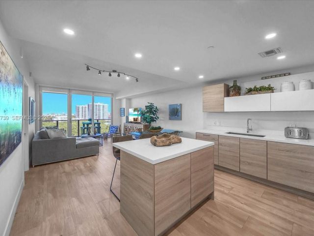 Apartment for rent  Unit #1104 - photo 7505243