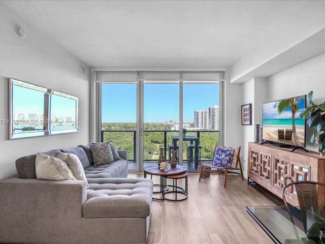 Apartment for rent  Unit #1104 - photo 7505244