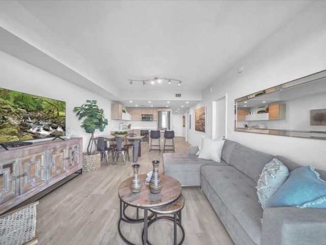 Apartment for rent  Unit #1104 - photo 7505247