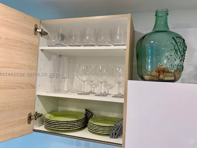 2-bedroom condo for rent in North Miami Beach - 16385 Biscayne Blvd 1104 - MondialRealty
