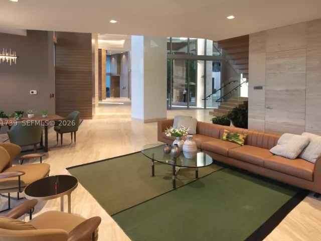 2-bedroom condo for rent in North Miami Beach - 16385 Biscayne Blvd 1104 - MondialRealty