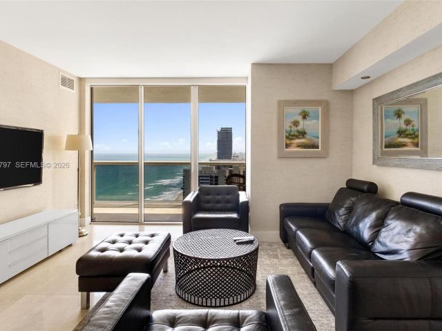 Apartment for rent  Unit #2904 - photo 7499369