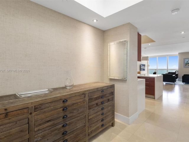 Apartment for rent  Unit #2904 - photo 7499377