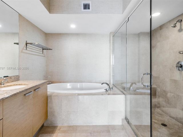 Apartment for rent  Unit #2904 - photo 7499381