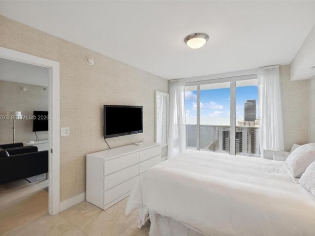 Apartment for rent  Unit #2904 - photo 7499382