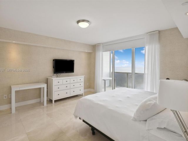 Apartment for rent  Unit #2904 - photo 7499385