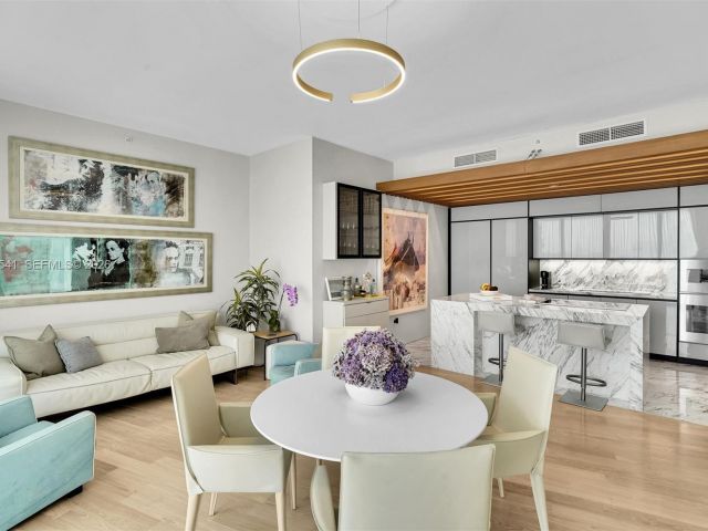 Apartment for sale  Unit #7C - photo 7509404