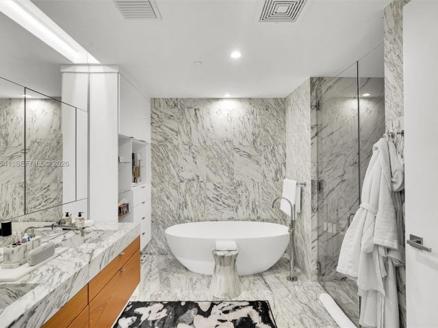 Apartment for sale  Unit #7C - photo 7509413