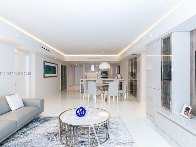 Apartment for rent  Unit #2903 - photo 7499390