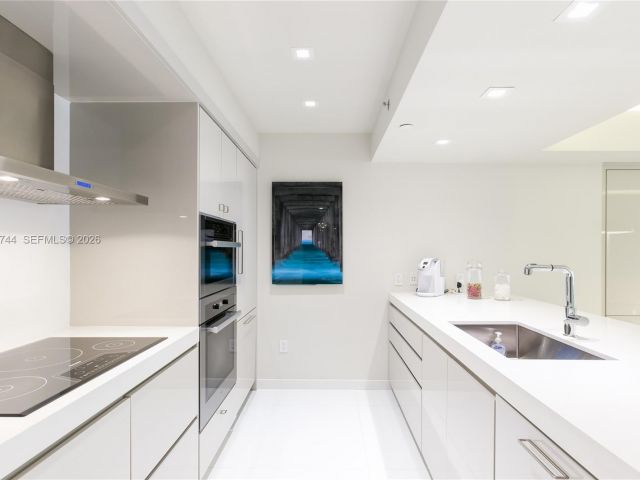 Apartment for rent  Unit #2903 - photo 7499394