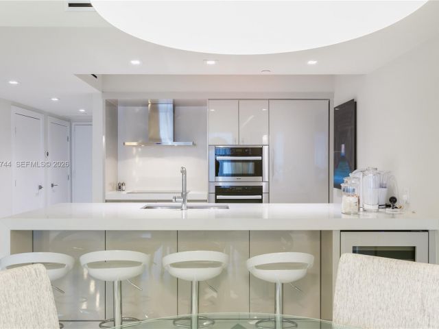 Apartment for rent  Unit #2903 - photo 7499395