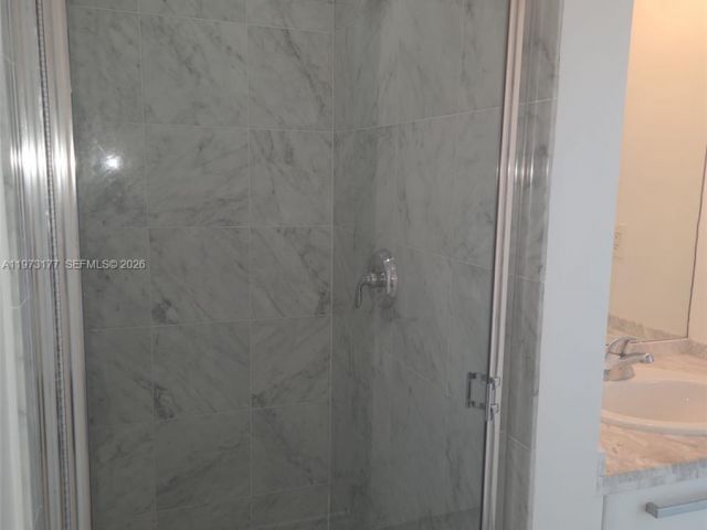 Apartment for rent  Unit #1510 - photo 7488819