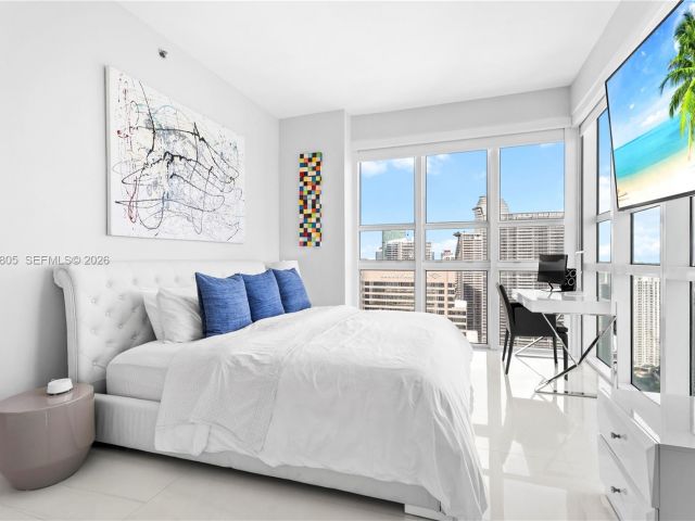 Apartment for sale  Unit #4710 - photo 7517869