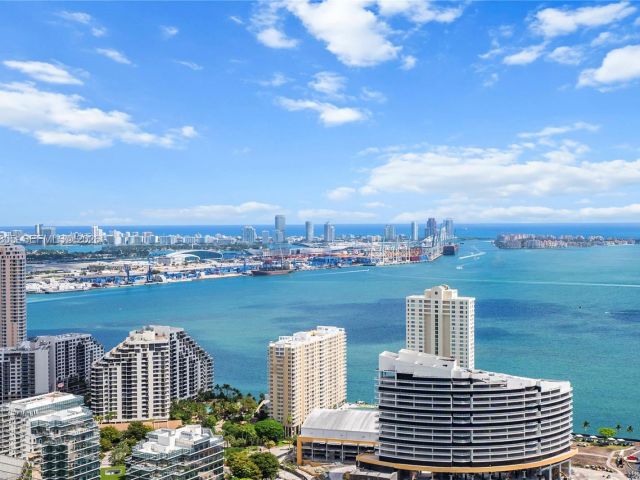 Apartment for sale  Unit #4710 - photo 7517876