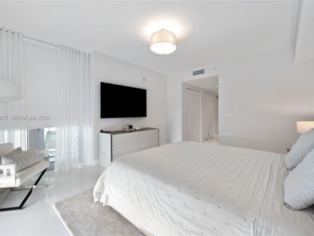 Apartment for rent  Unit #4-1501 - photo 7489991