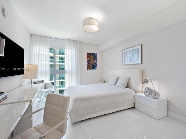 Apartment for rent  Unit #4-1501 - photo 7489996