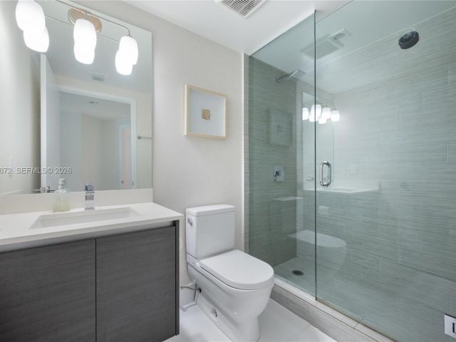 Apartment for rent  Unit #4-1501 - photo 7489998