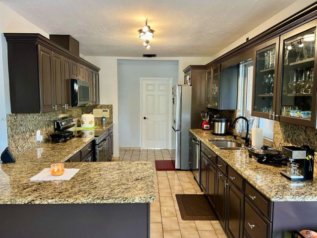 Home for sale at 17100 SW 274th St - photo 7459412